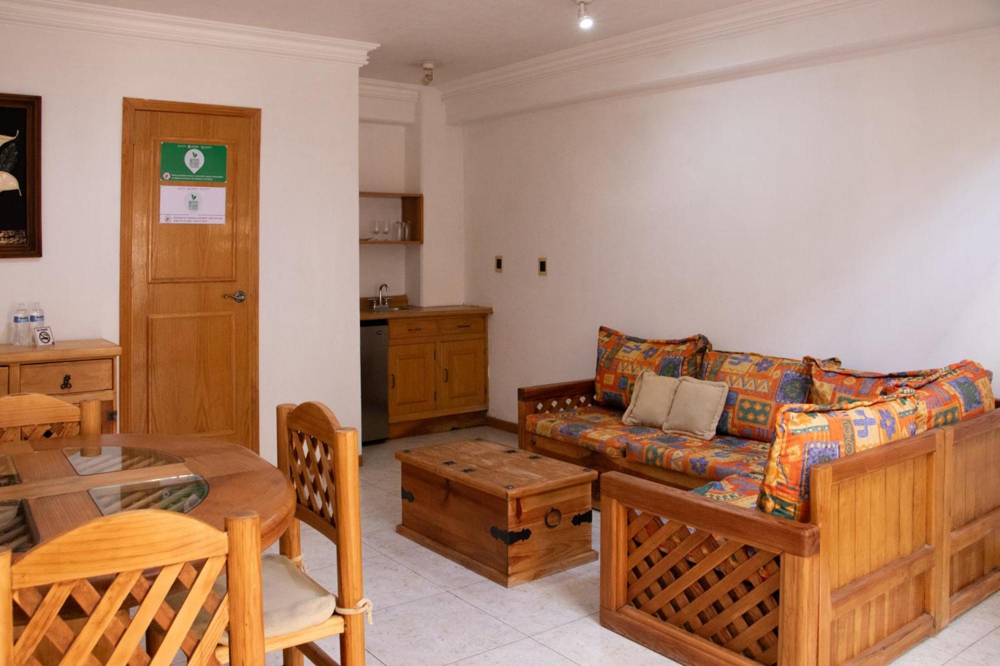 Suites Sevilla Puebla Dış mekan fotoğraf