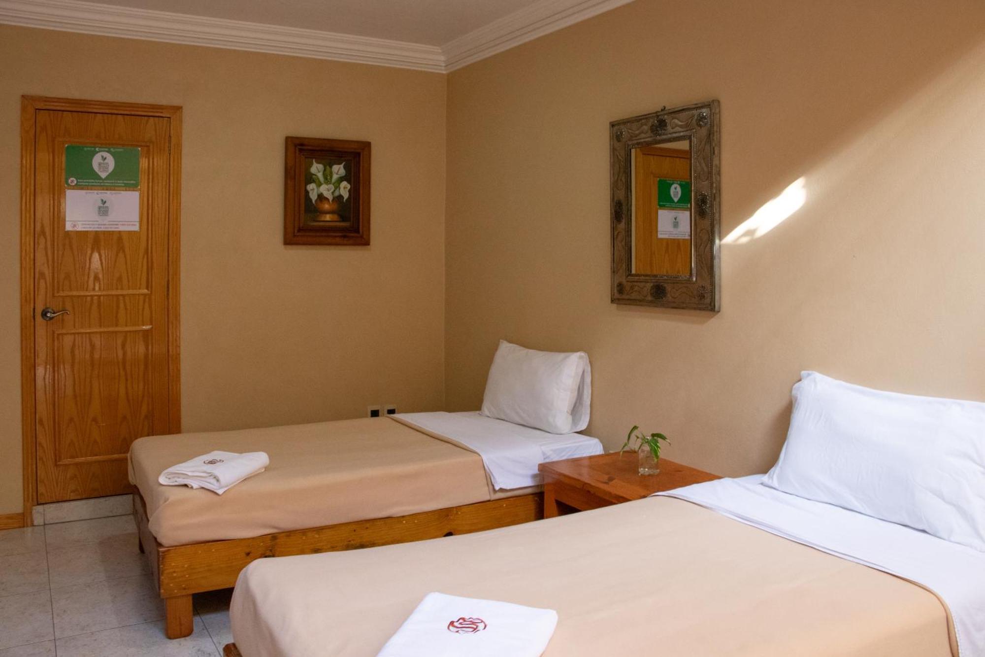 Suites Sevilla Puebla Dış mekan fotoğraf